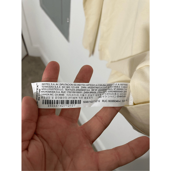 Zara 11/12 Arts District Youth Girls Graphic Sequins Streetwear Long Sleeve - Picture 2 of 5